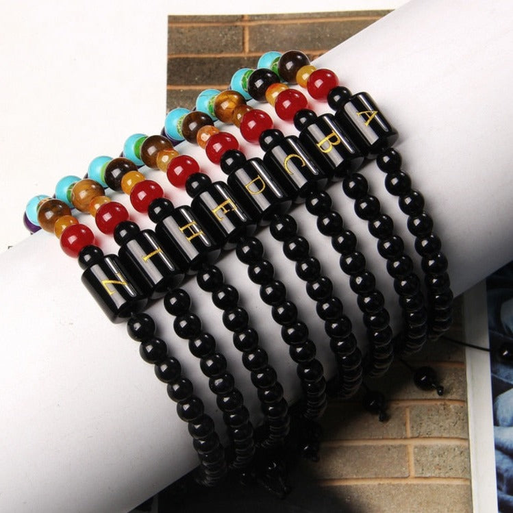 Bracelet Avec 7 Chakras Et Initial Kimber,  bracelet 7 chakras et pierre de lave