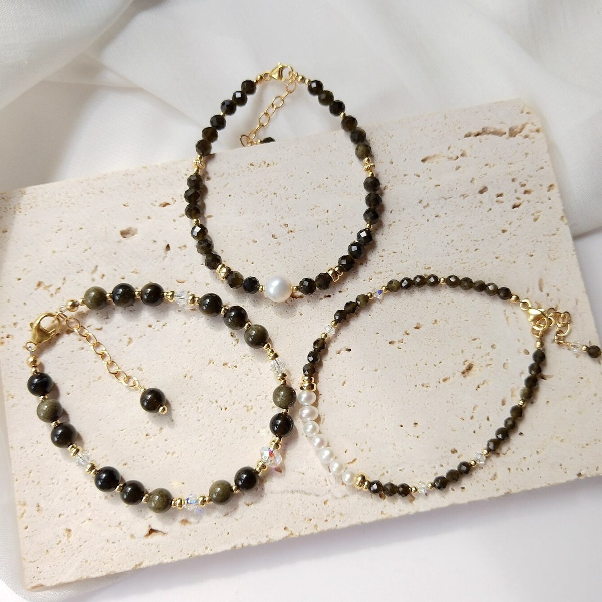 Bracelet En Or Et Perles D&#39;Obsidienne Noire